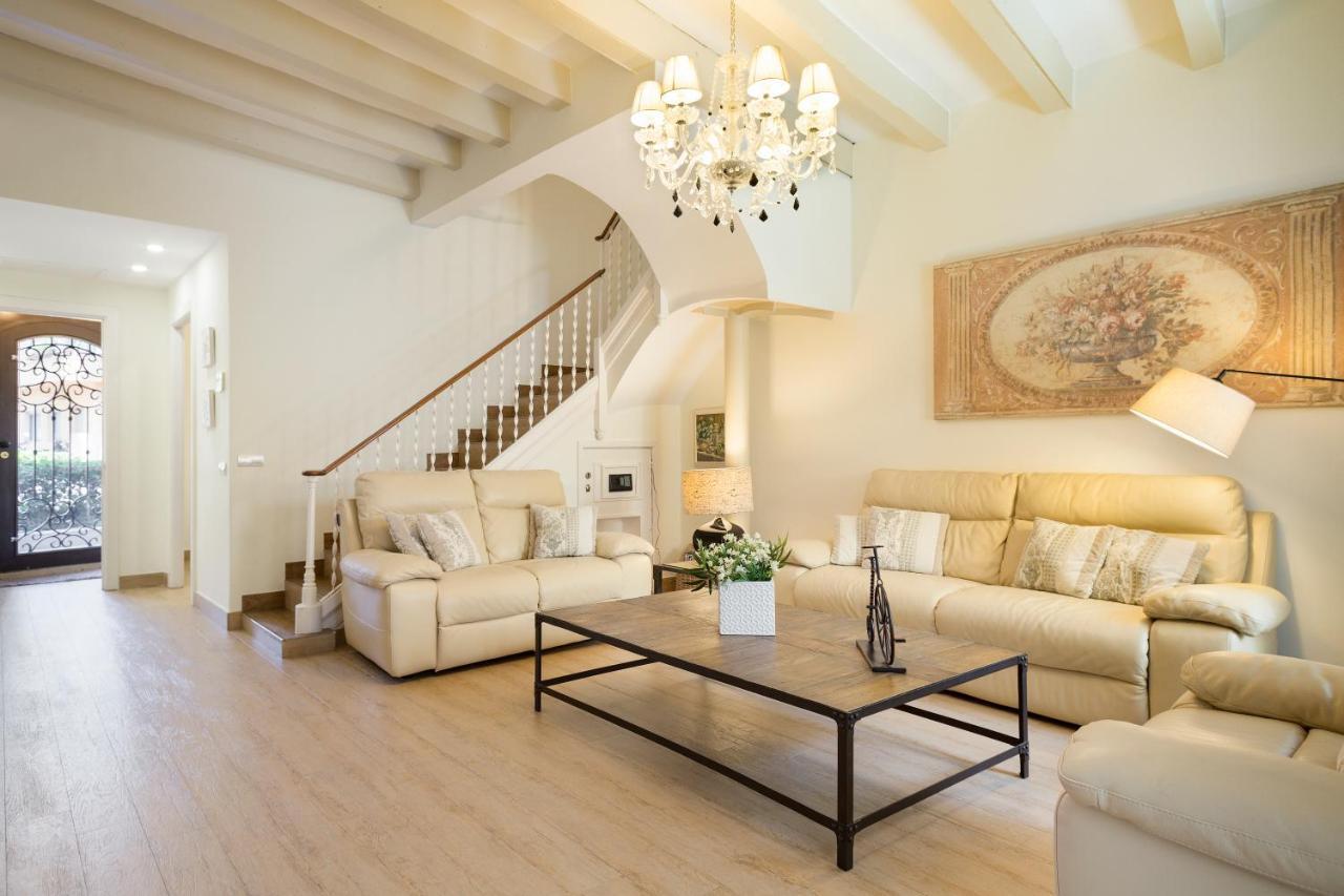 Sitges Spaces Beach House-4 bedrooms, 3 Bathrooms, Large Terrace, Jacuzzi, Center-Beach Exterior foto